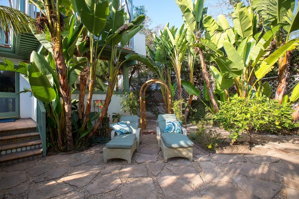 Lounge Area