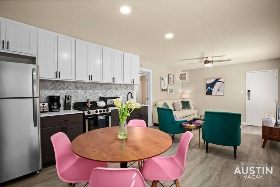 Fully stocked kitchen open to the living room