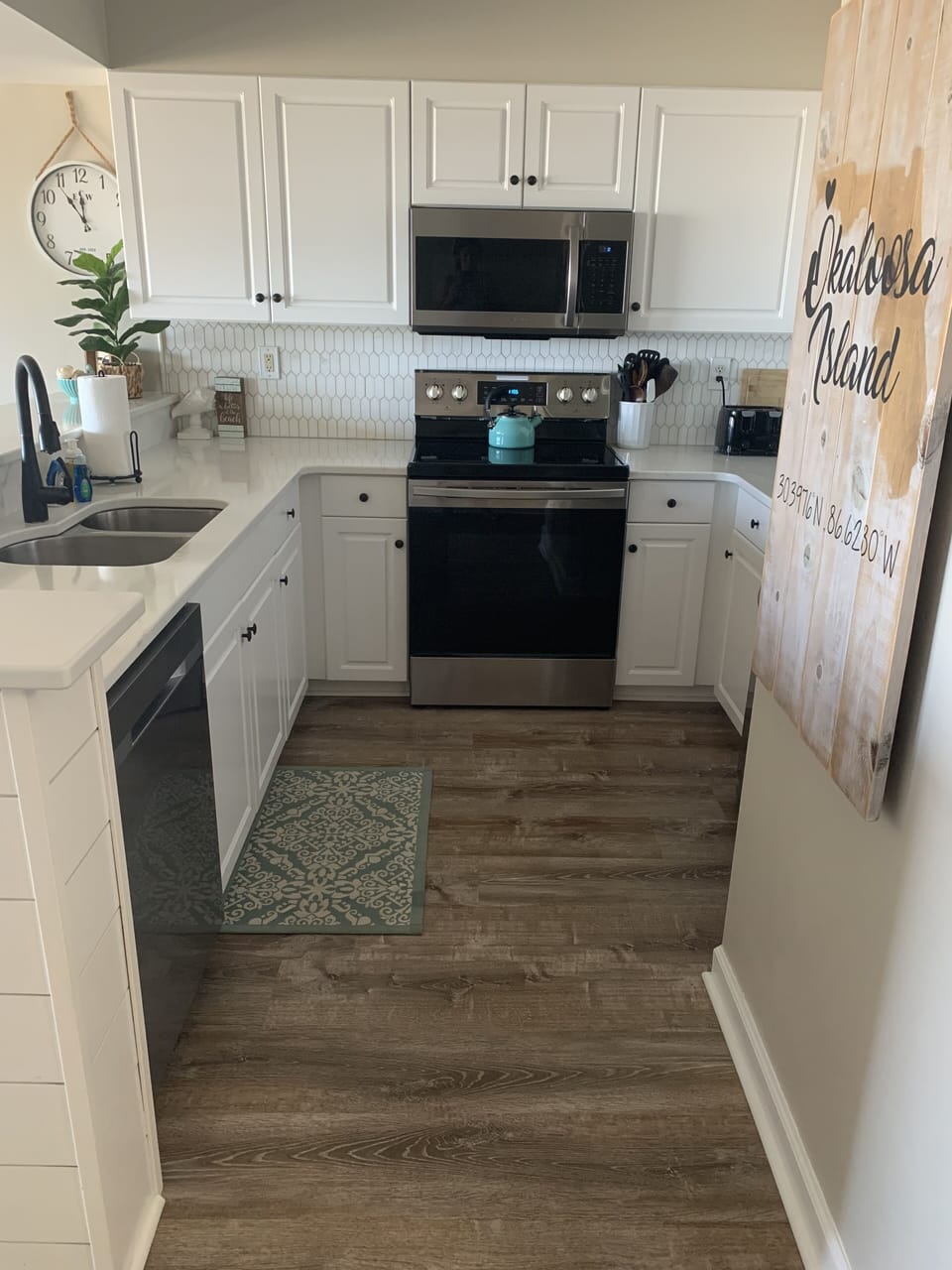 Fully equipped and updated kitchen
