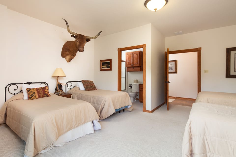 Magnificent Seven Room