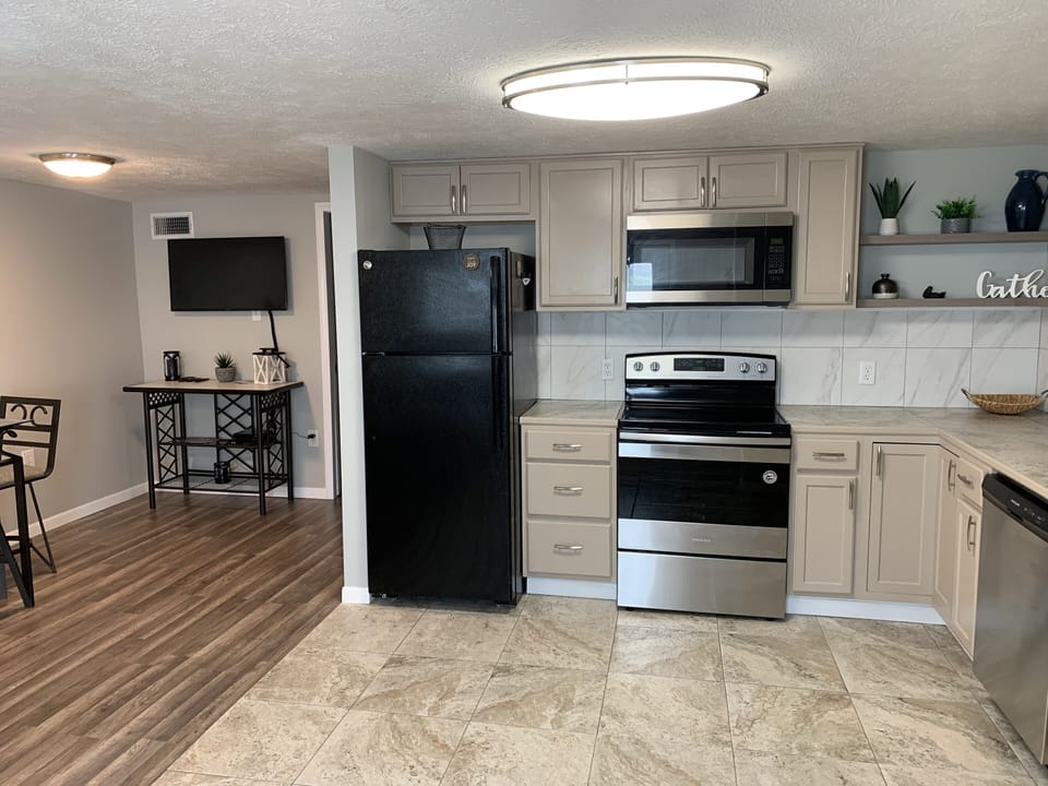 Open floor plan kitchen.. living ...dining 