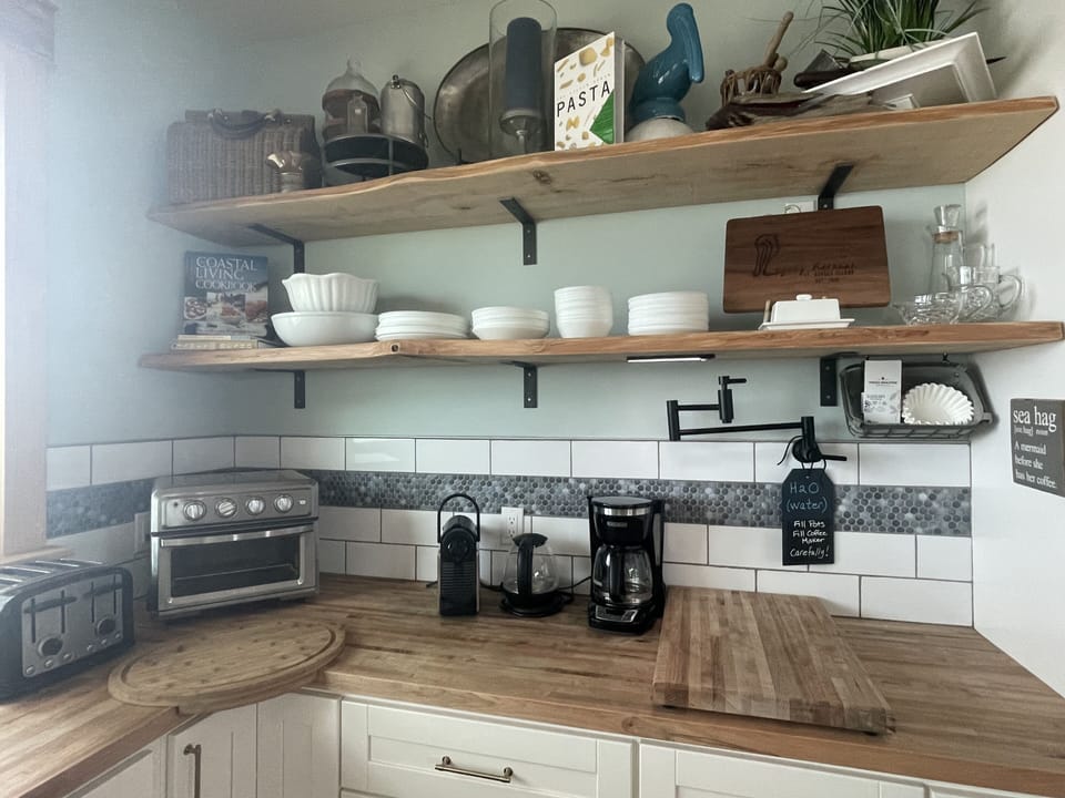 Toast, coffee, tea or Espresso