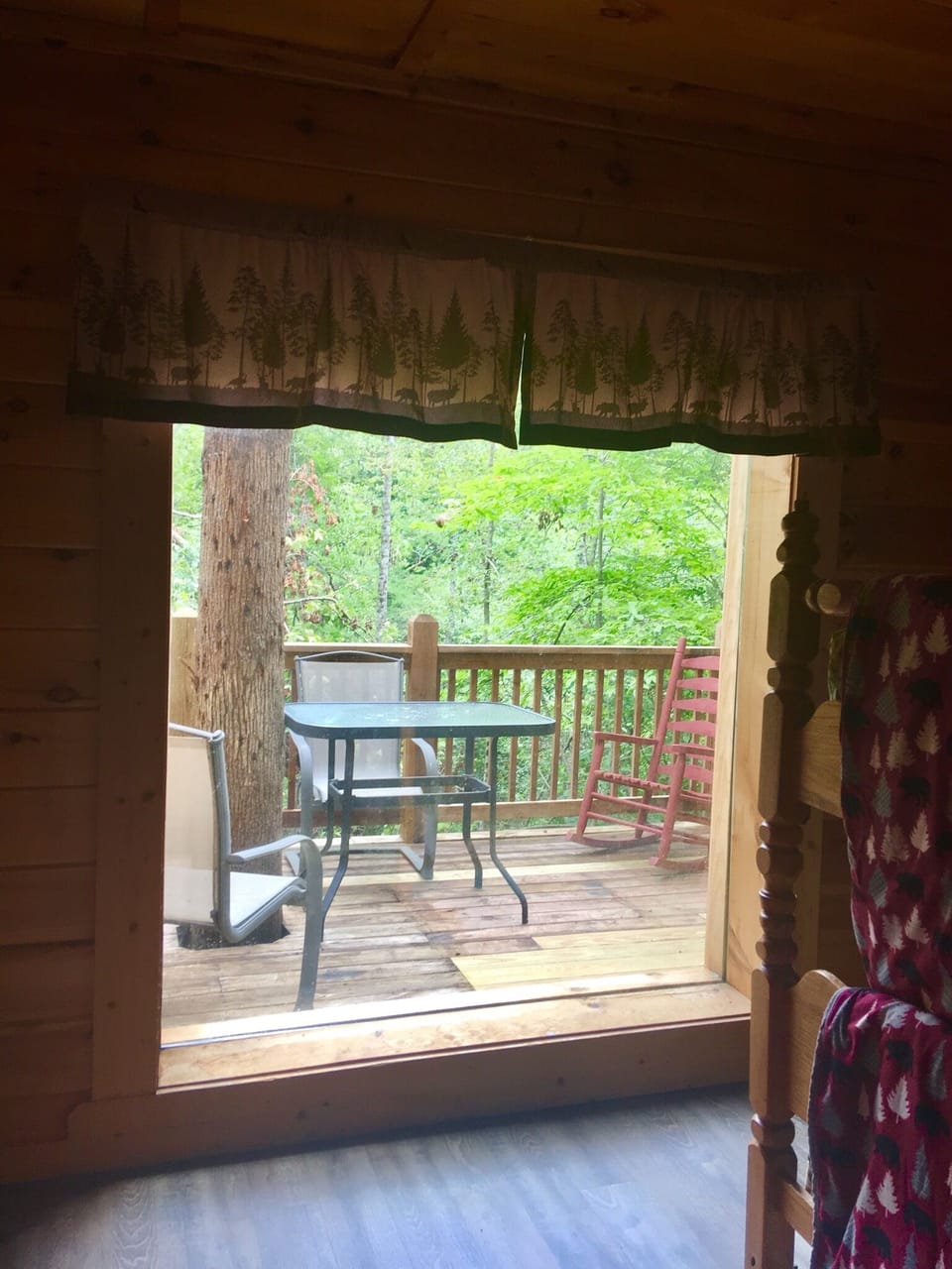 Lower deck with plenty of seating for your family. 