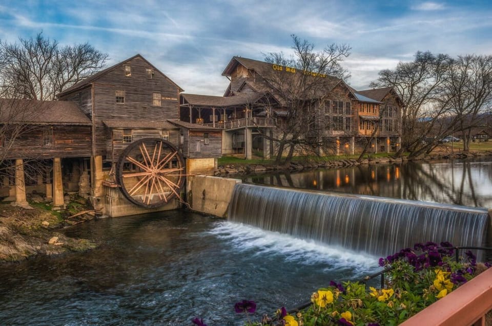 Old Mill Pigeon Forge 