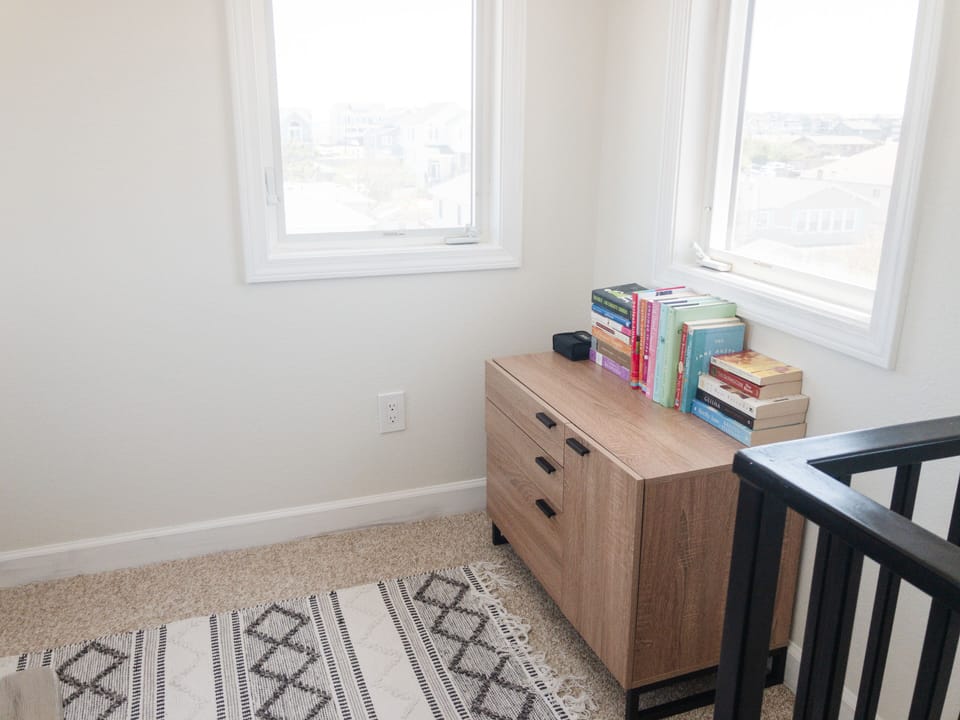 Master upstairs nook
