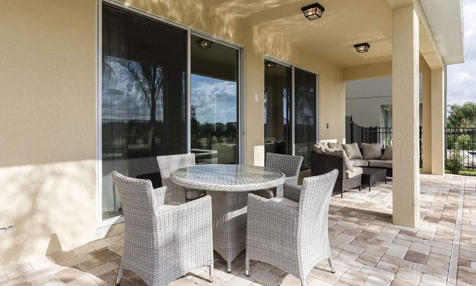 [amenities:private-pool:2] Private Pool