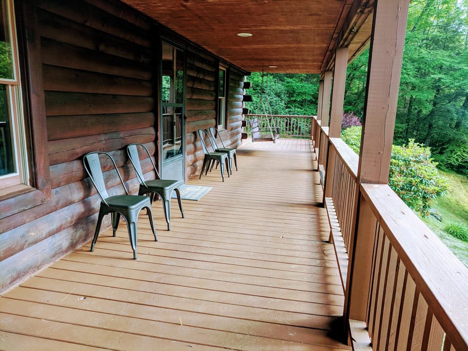 Enjoy the sound of distant waterfalls from the front porch!
