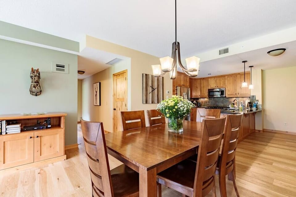 Dining area with seating for 6 is adjacent to the well equipped kitchen