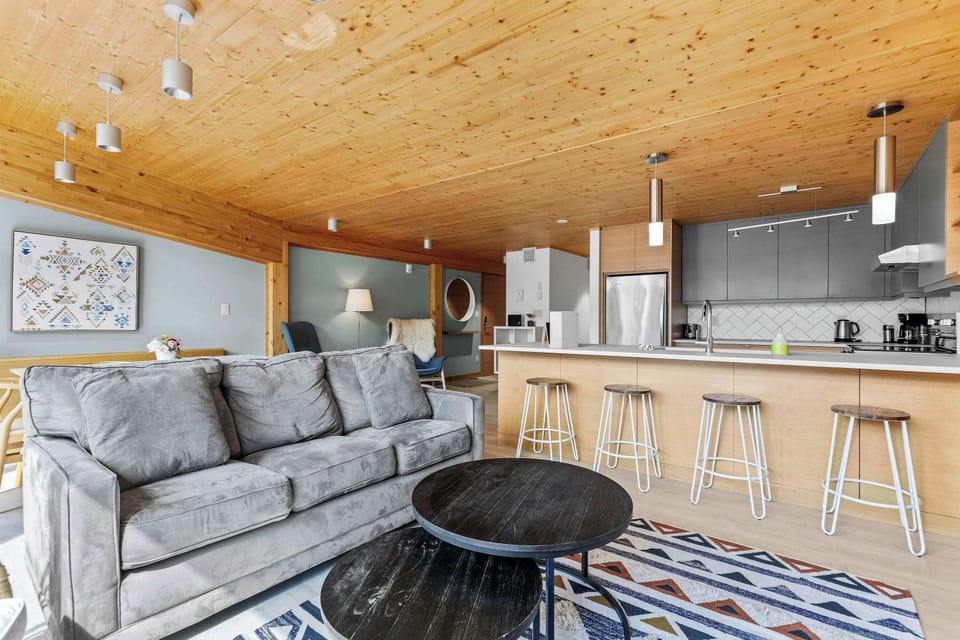 Sun soaked living room