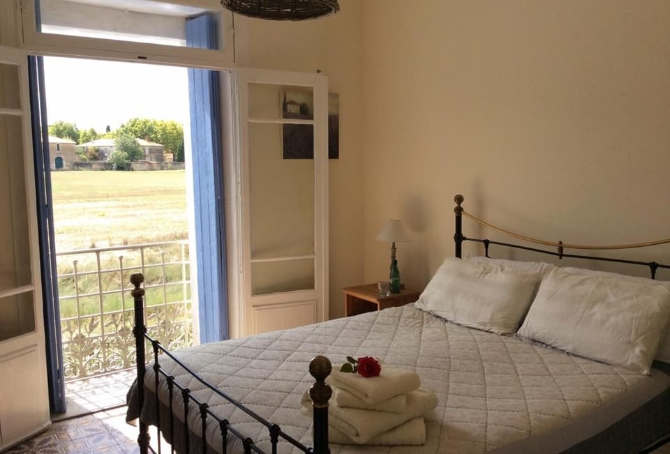 Bedroom with double bed