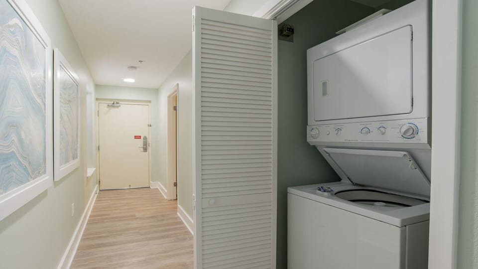 Phoenix V 1113 Laundry