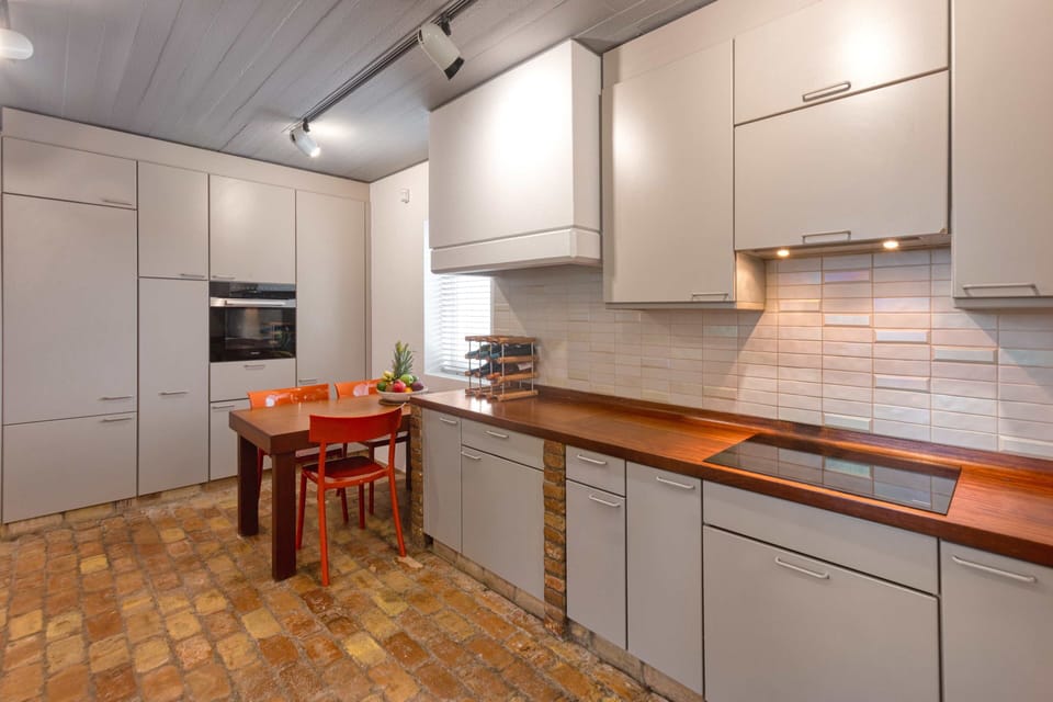 Skyline Kitchen
