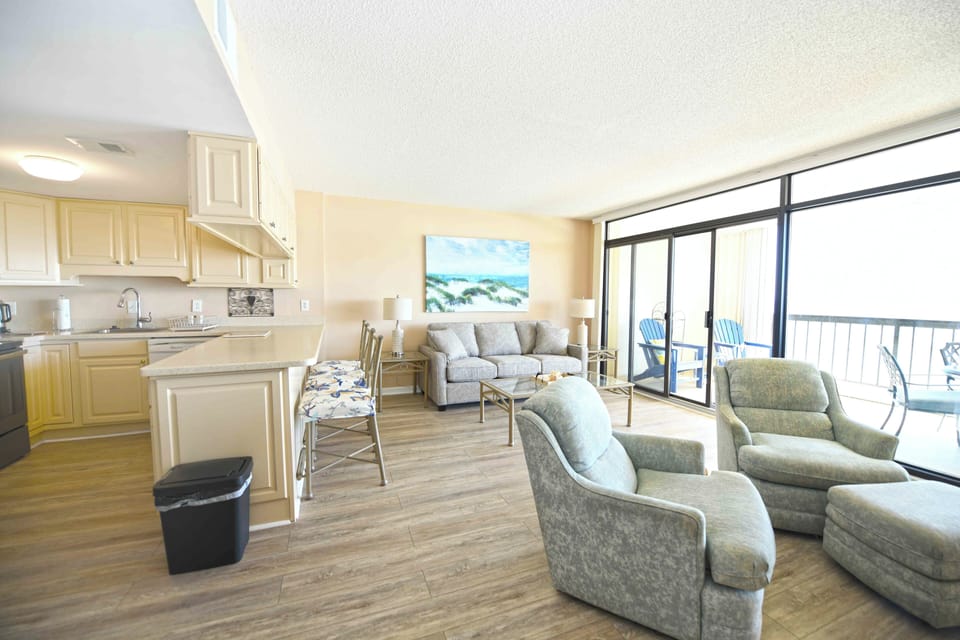 LIVING-AREA