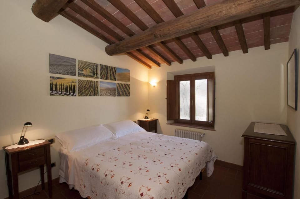 ROSA CANINA Master bedroom