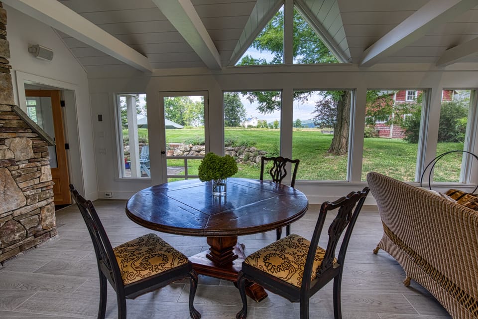 Screened-In Porch with views