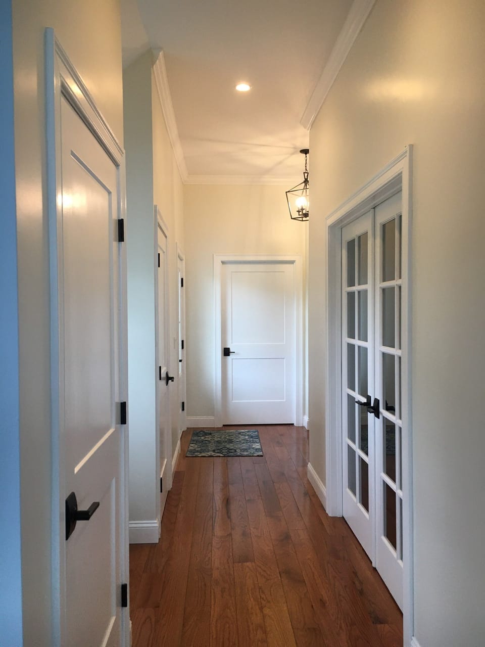 Side Hall.