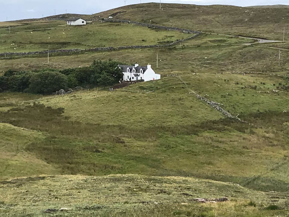 The cottage in its landscape 