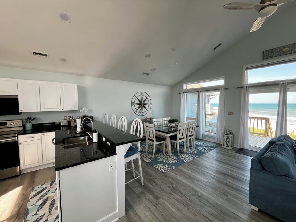 Kitchen/Dining