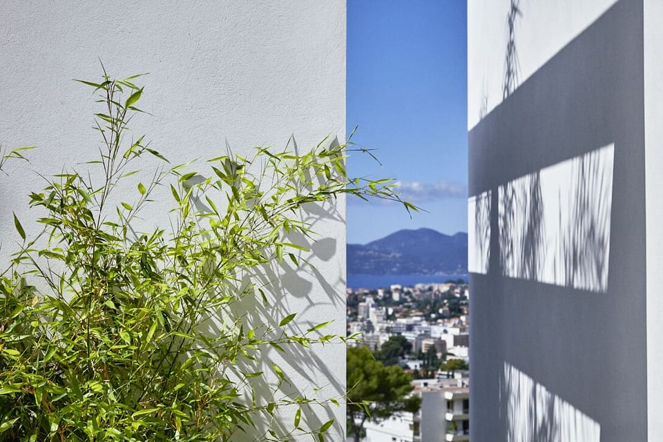 MAGNIFICENT CONTEMPORARY VILLA WITH BREATHTAKING SEA VIEW House in Mougins