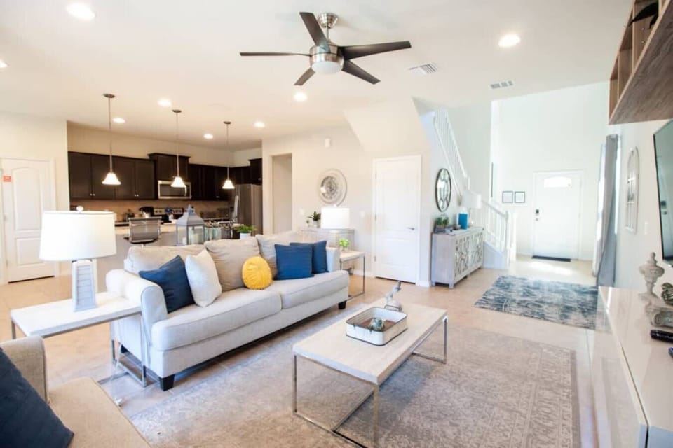 Bright, open living space with modern furnishings