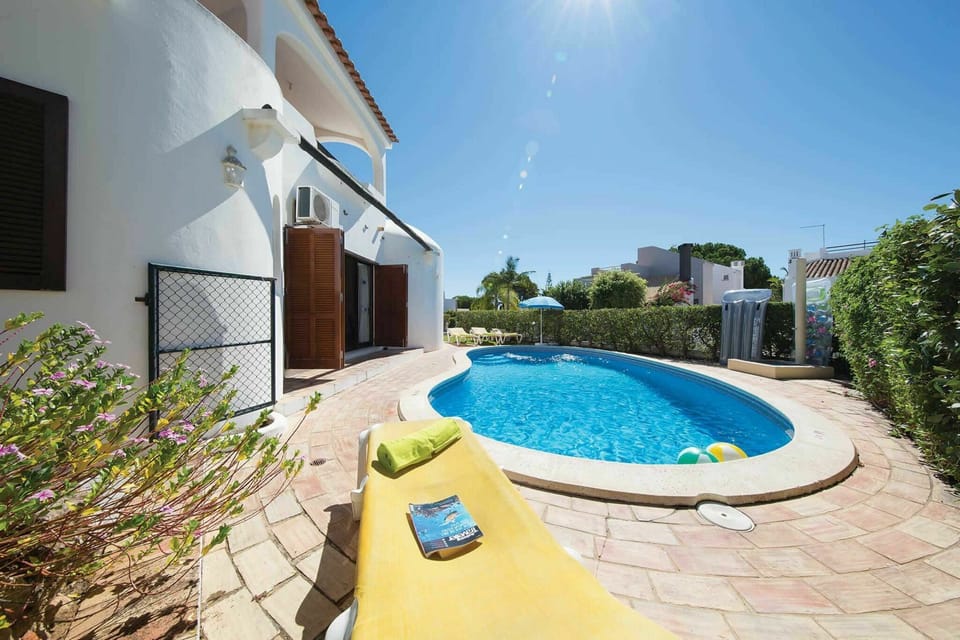 Holiday Home Swimming Pool