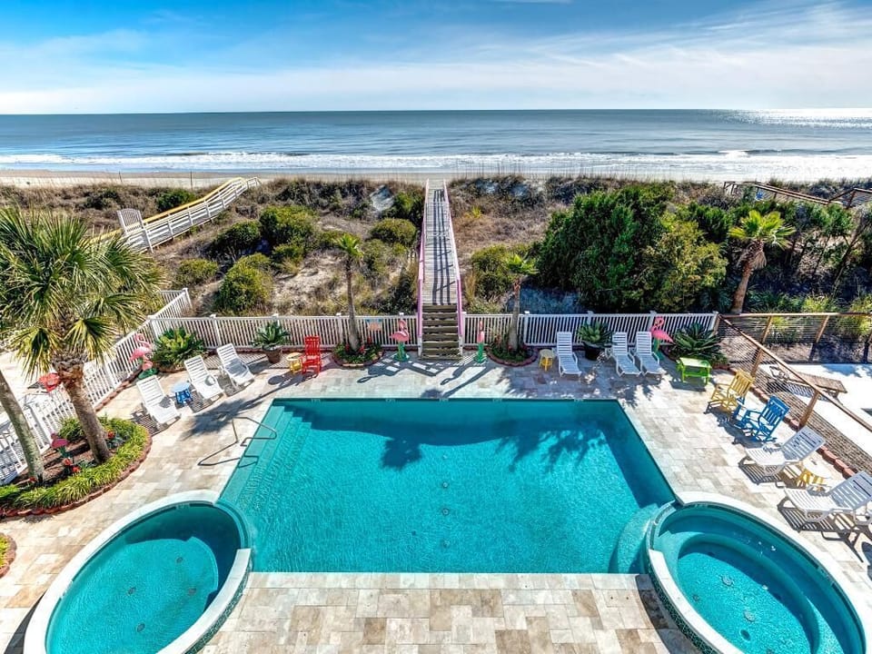 Large pool with two kiddie pools