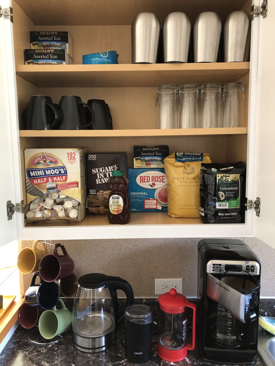 Kitchen: Coffee & Tea service