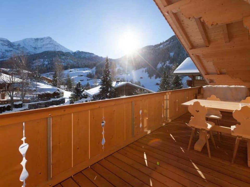 spacious balcony 