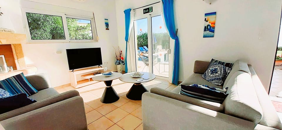 Light and spacious with easy access to pool terrace and gardens.