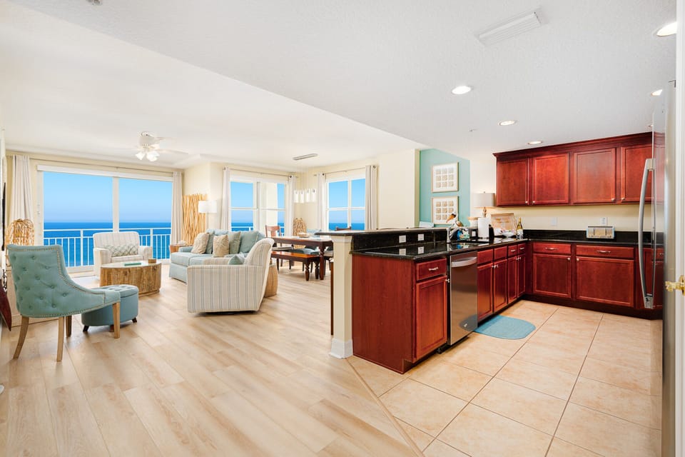 Bright, open floor plan