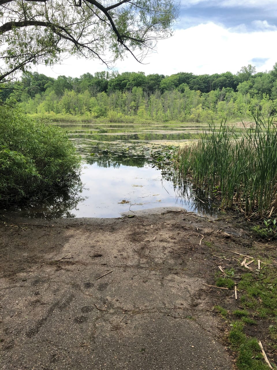 Hess Lake boat launch