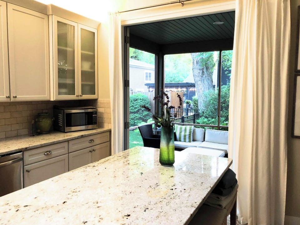 20 Porch kitchen TCH