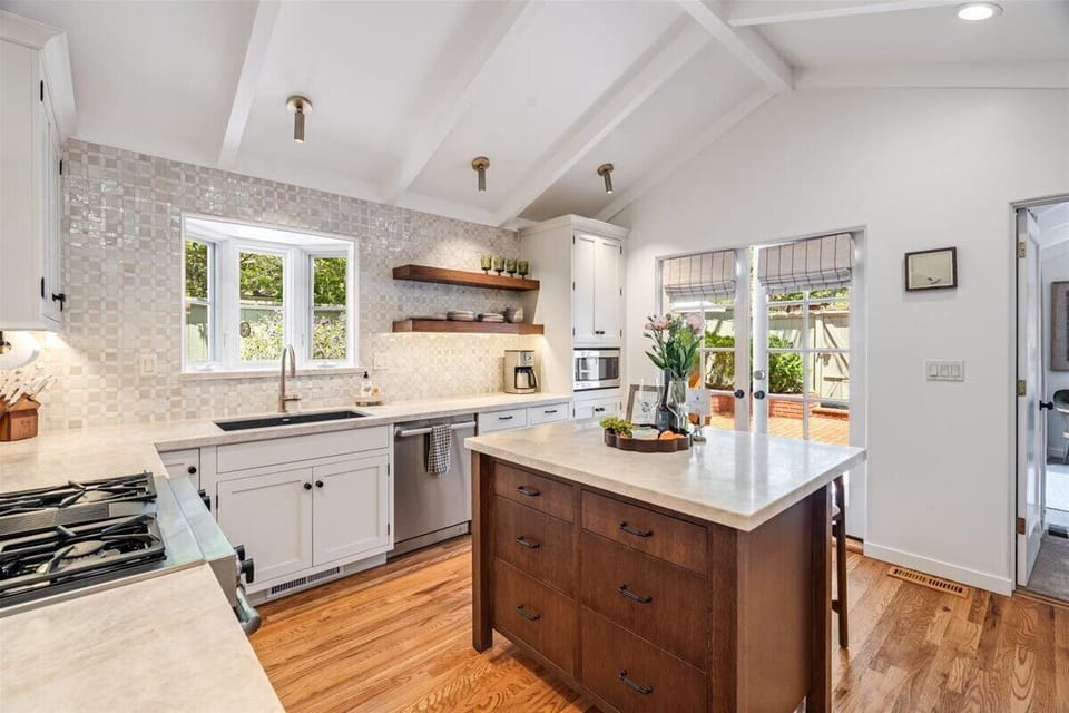 Beautifully Updated Chef's Kitchen