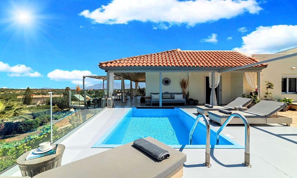 Olive Green Villa | HotelPraxis Group