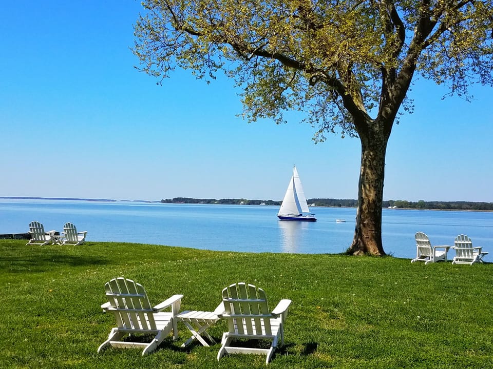 Sandaway Suites & Beach waterfront lawn.