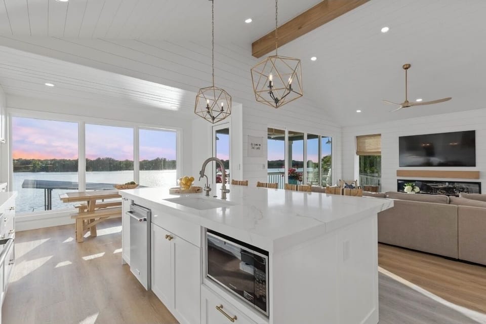 Front house kitchen