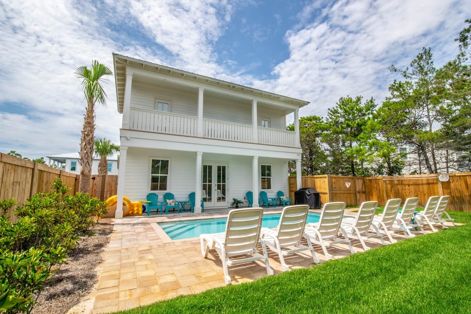 Pool Patio with lots of privacy