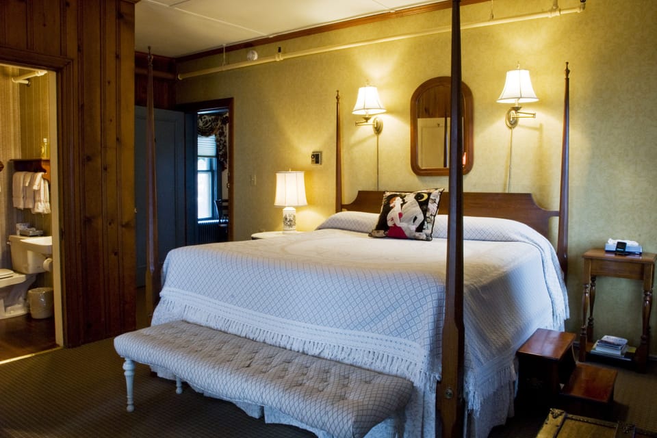 Upgraded King Room