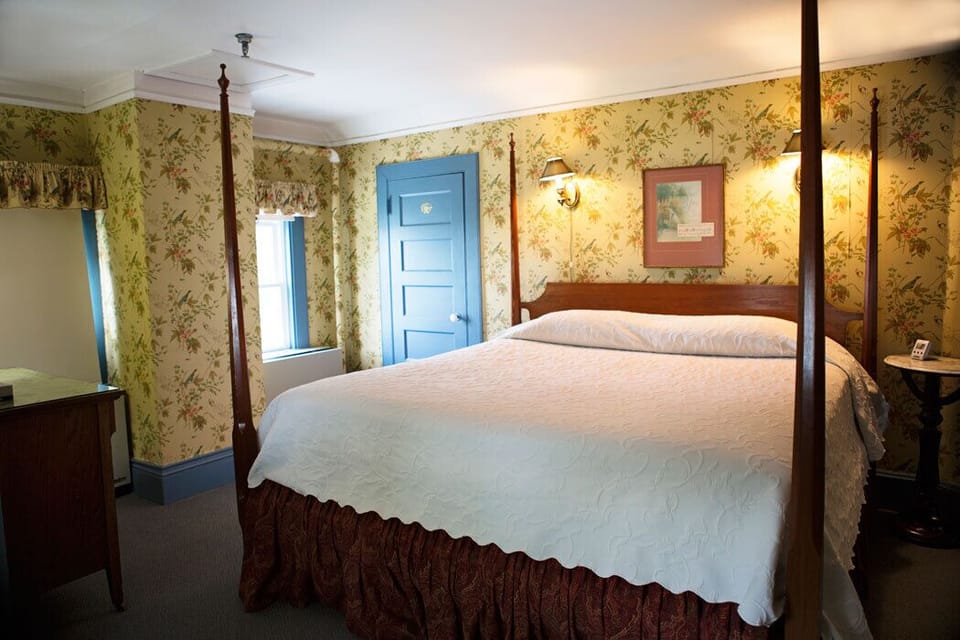Another upgraded King Room at Sandaway Suites & Beach