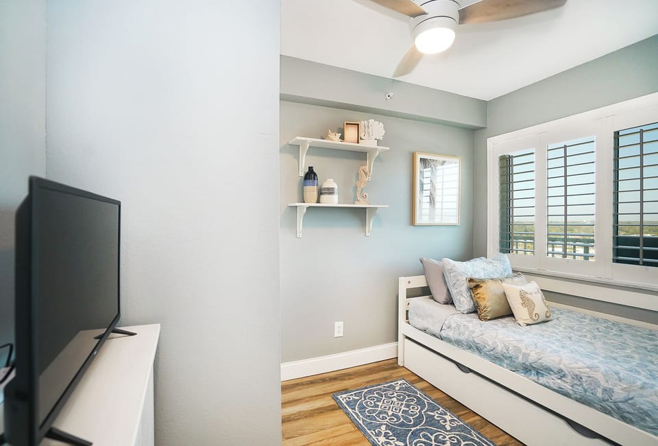 Bedroom three's day/trundle beds are perfect for families.