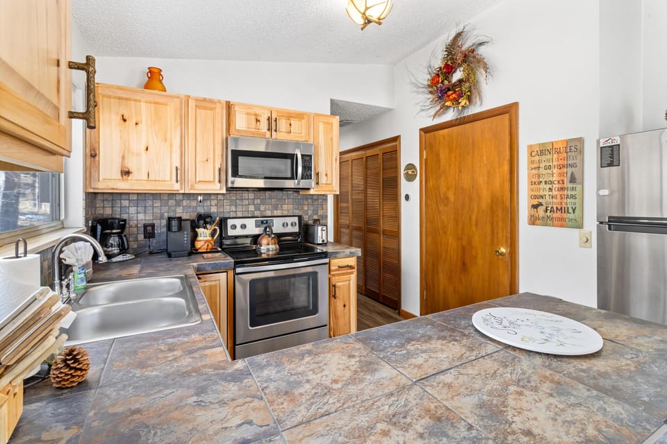 Full Kitchen