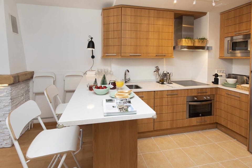 Kitchen or kitchenette