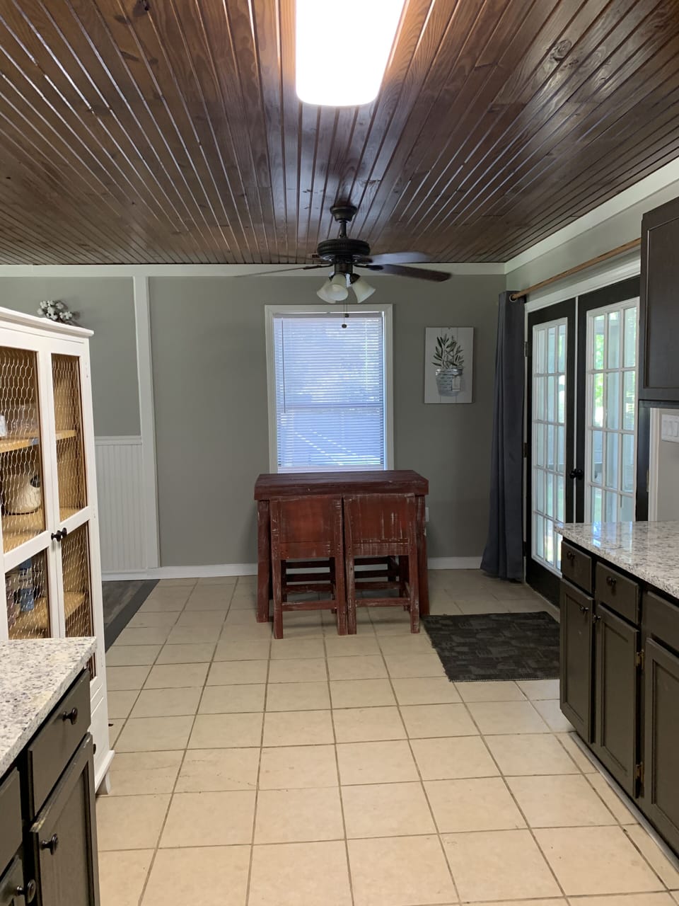 Eat in kitchen with seating for 4