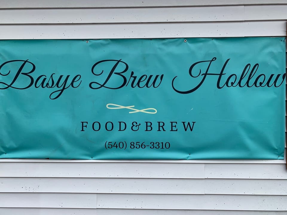 Walkable bar/restaurant