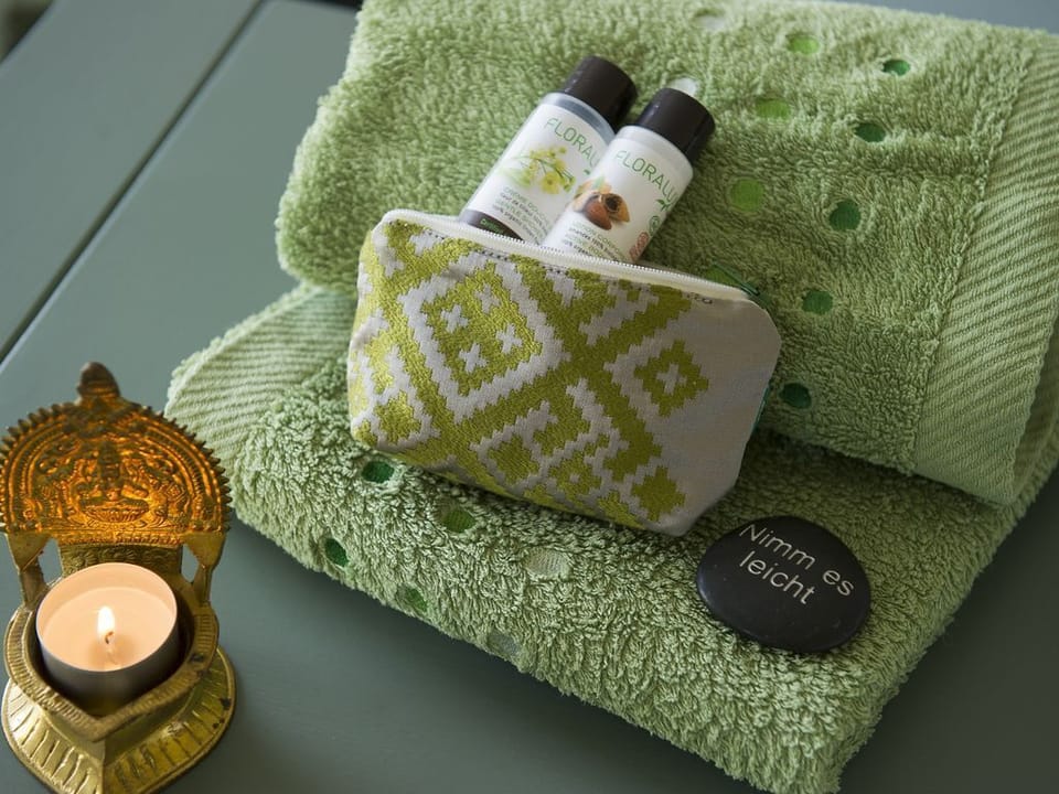 Bathroom amenities
