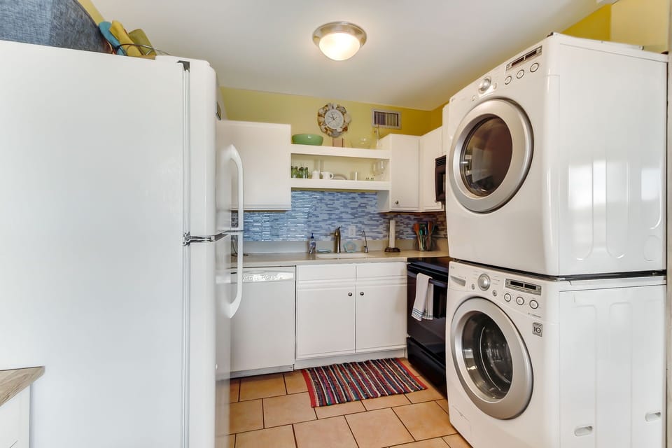 Fully Equipped Kitchen/ Laundry Area