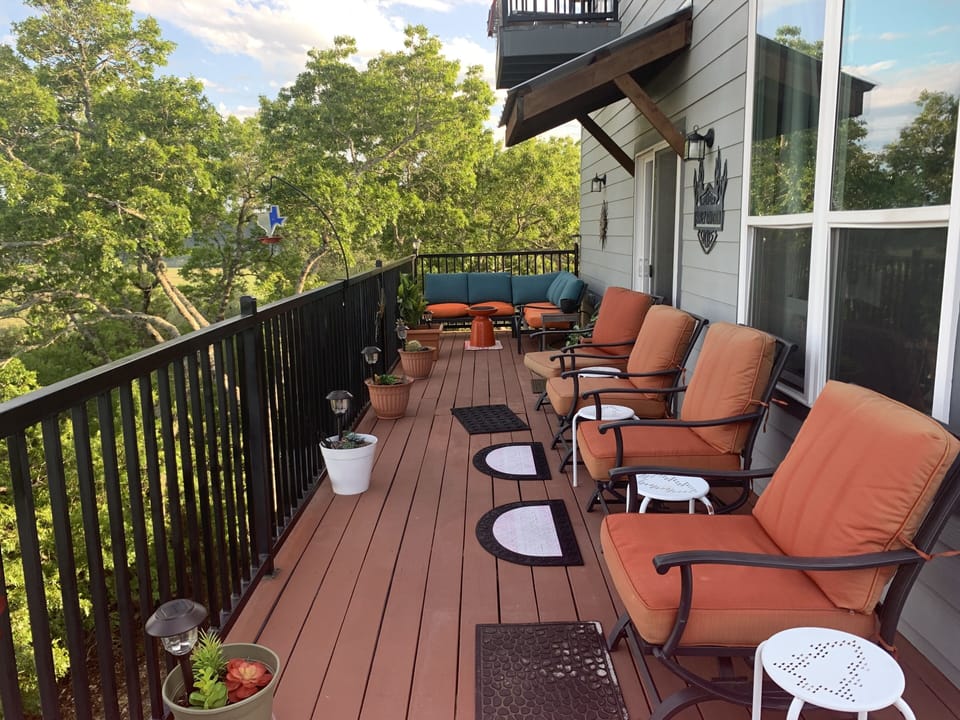Spacious Patio with awesome views!!!