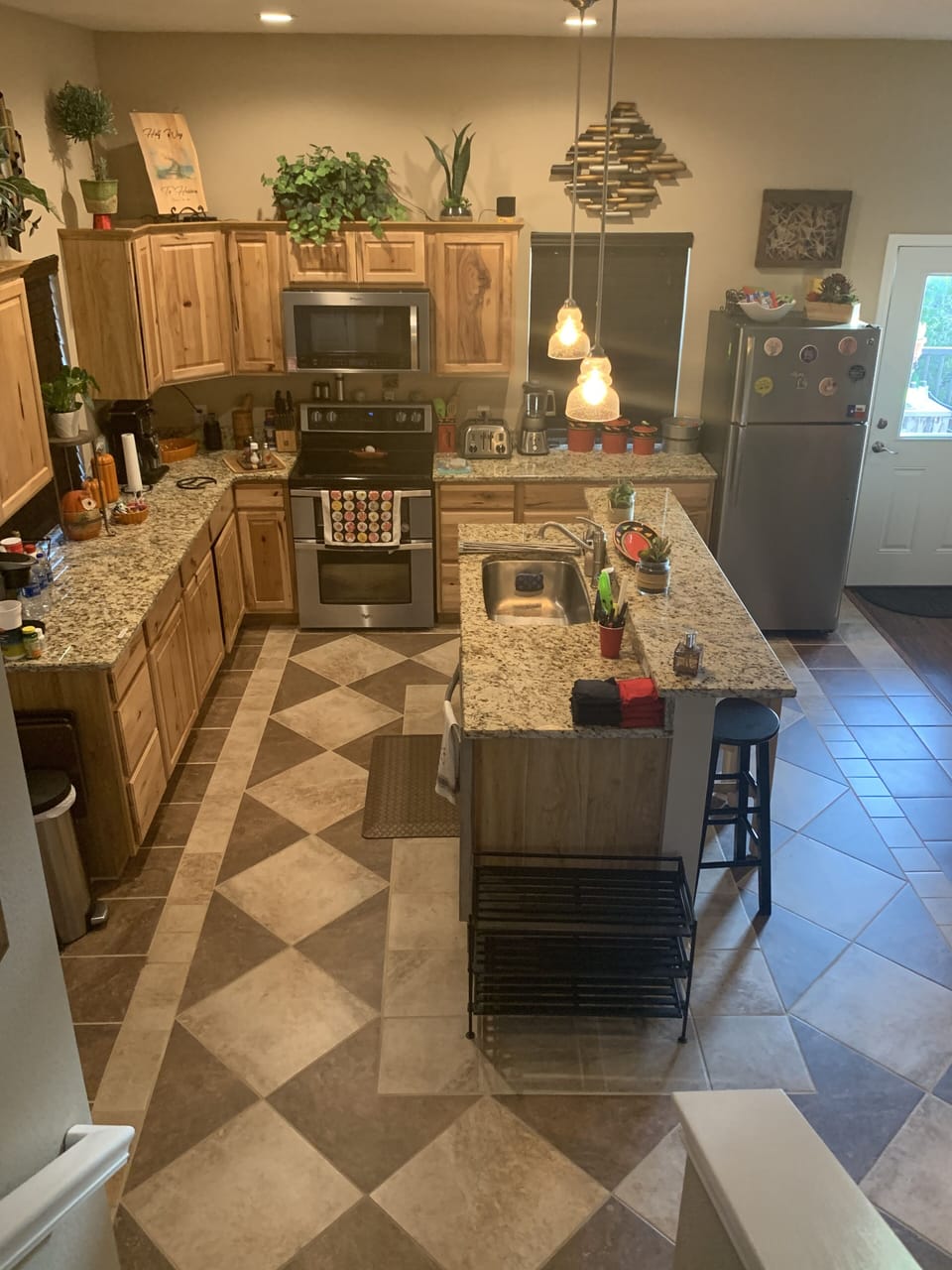 Spacious kitchen including Convention microwave