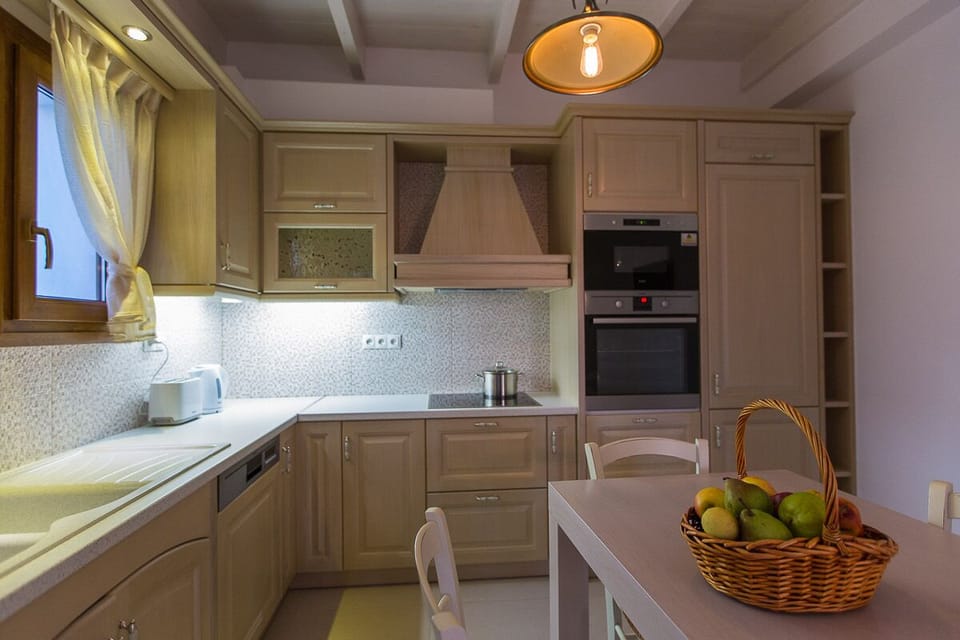 The kitchen is quite spacious and fully equipped!