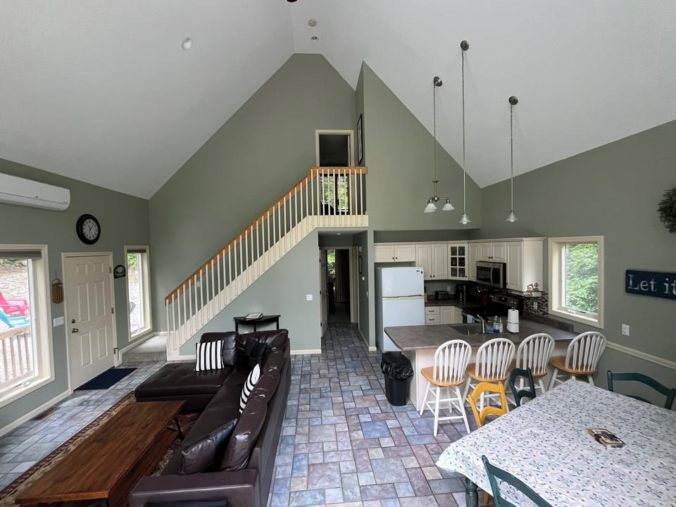 Living room/Dinning space/Kitchen